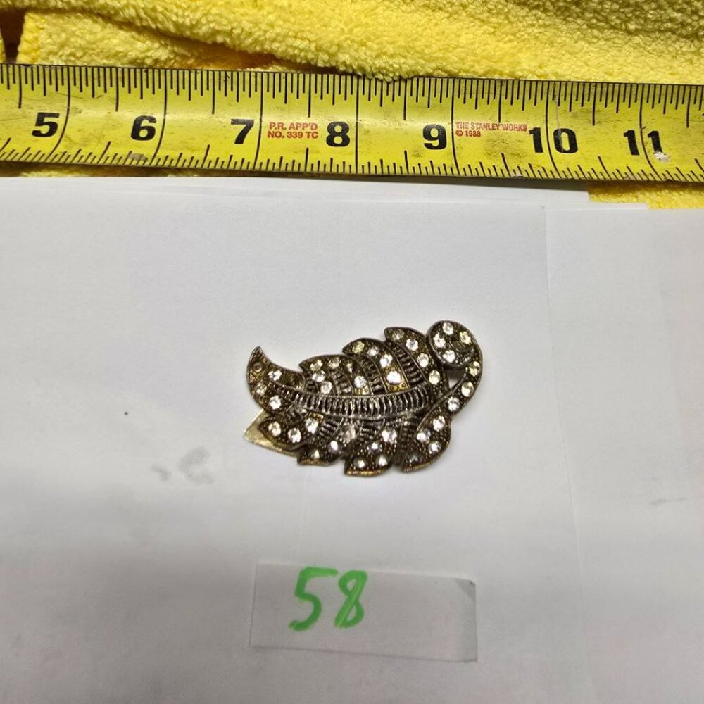 Dress Clip [58]